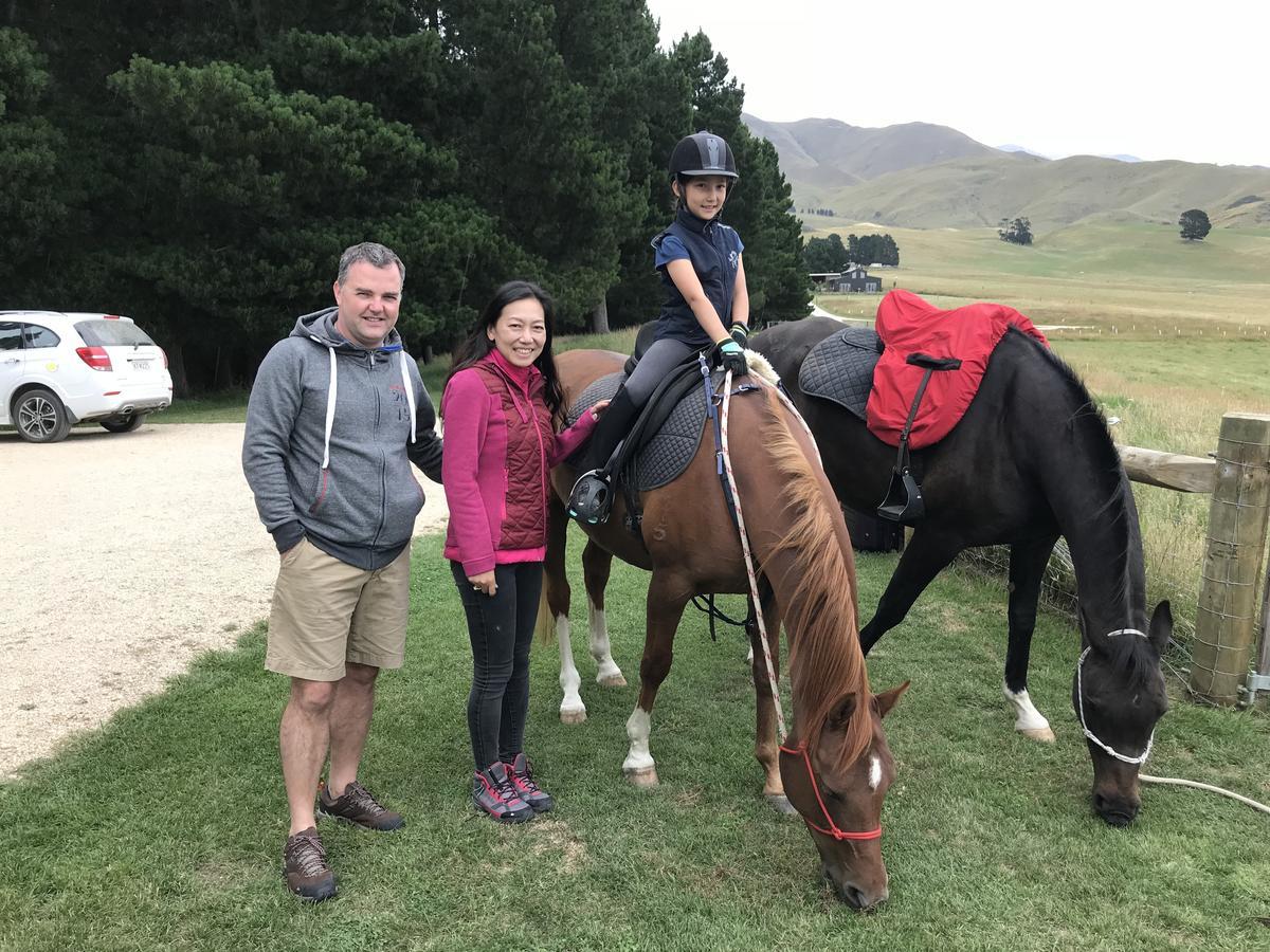 Valley Views Glamping Kurow Luaran gambar